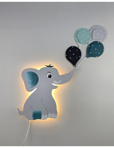 Słoń z balonikami